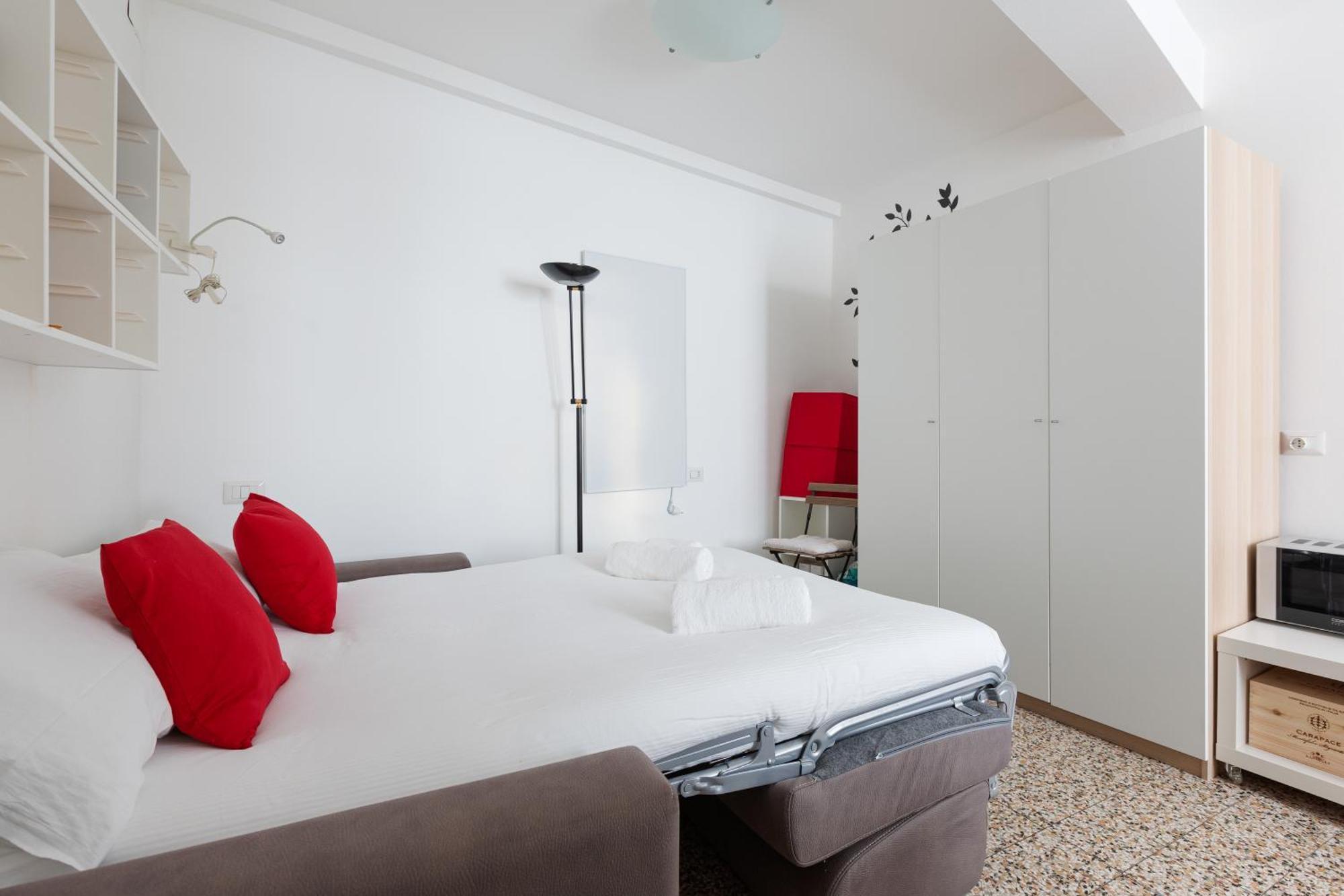 Sant'Ambrogio - Modern Studio! Milano Eksteriør billede